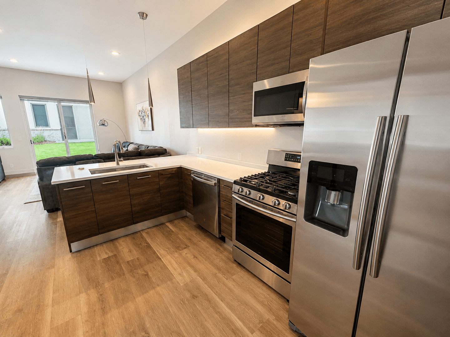 Eagle Apartment: 1115 Chambers Avenue