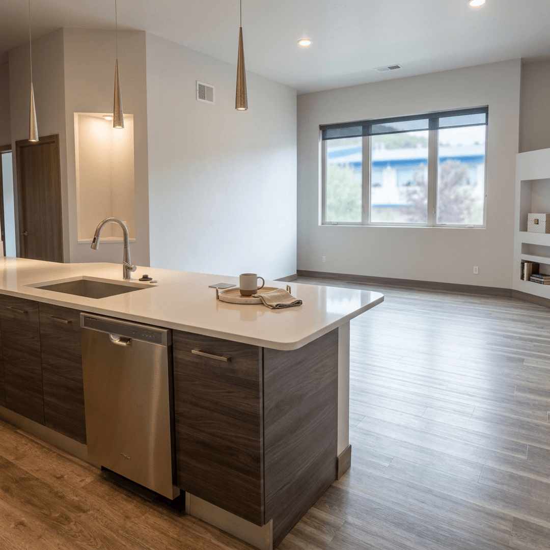 Eagle Apartment: 1115 Chambers Avenue
