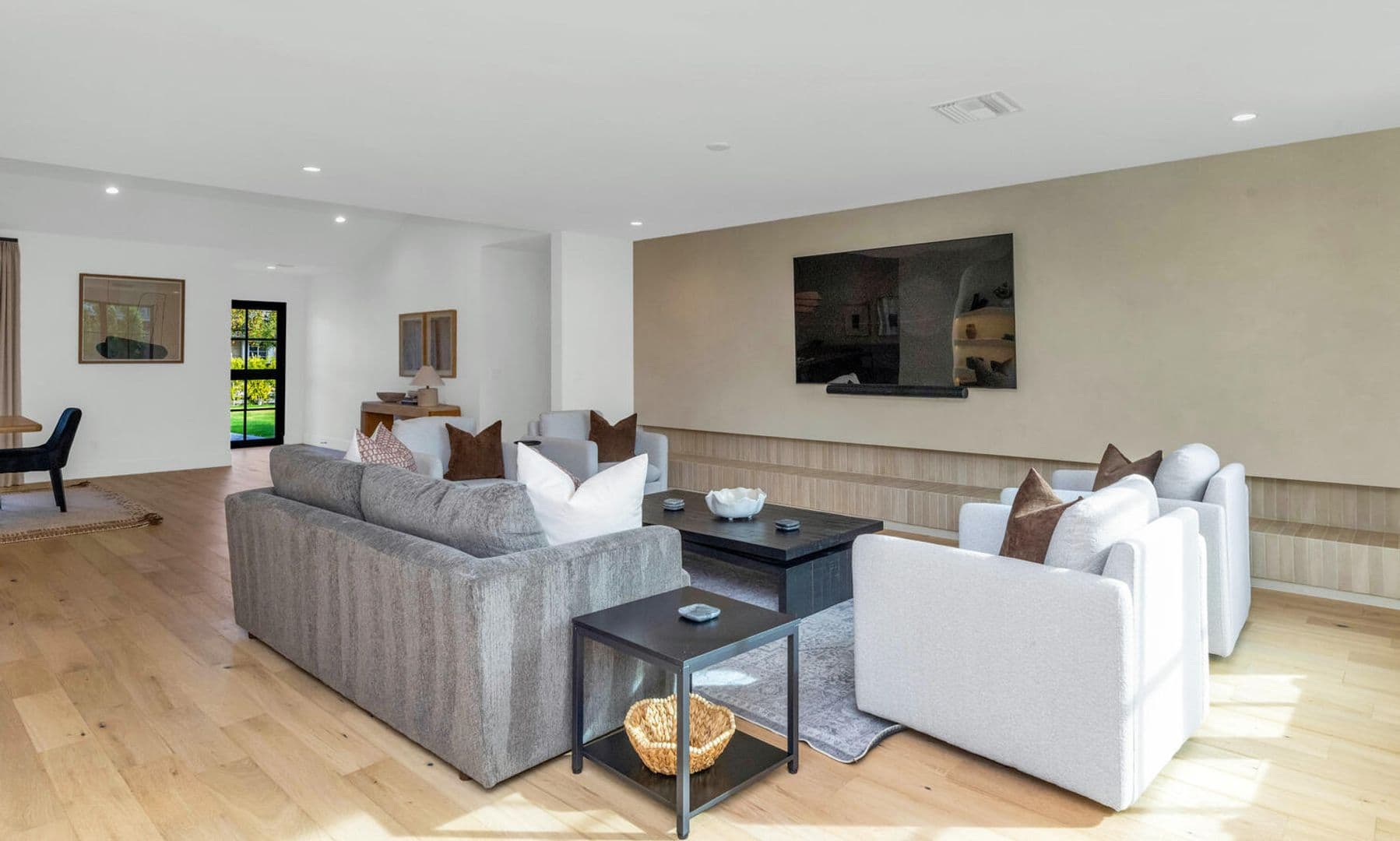 Scottsdale House: 6039 E. Calle Camelia