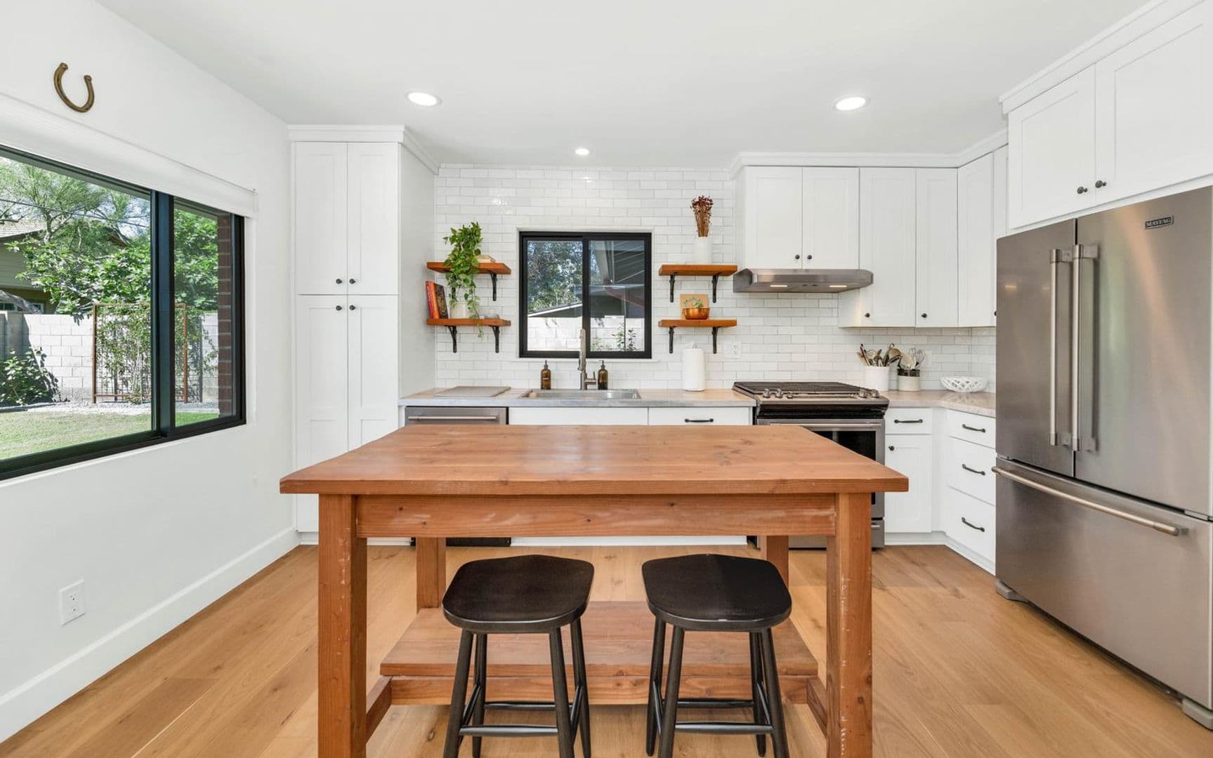 Tempe House: 103 W. Palmcroft Dr