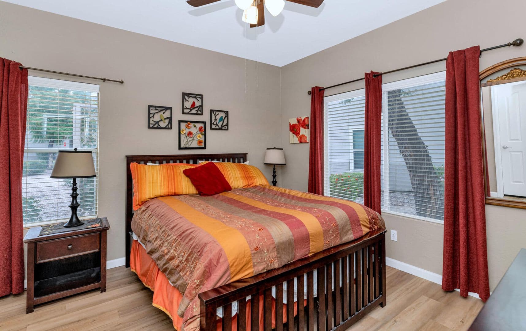 Scottsdale House: 14145 N. 92nd St #1083