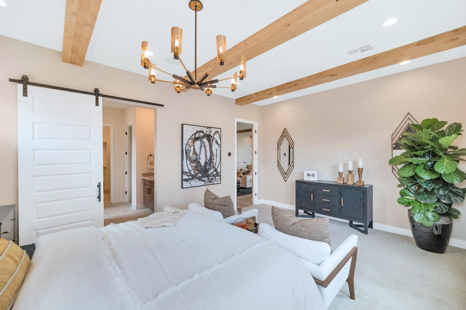 Mesa House: 10118 E Tesla Ave