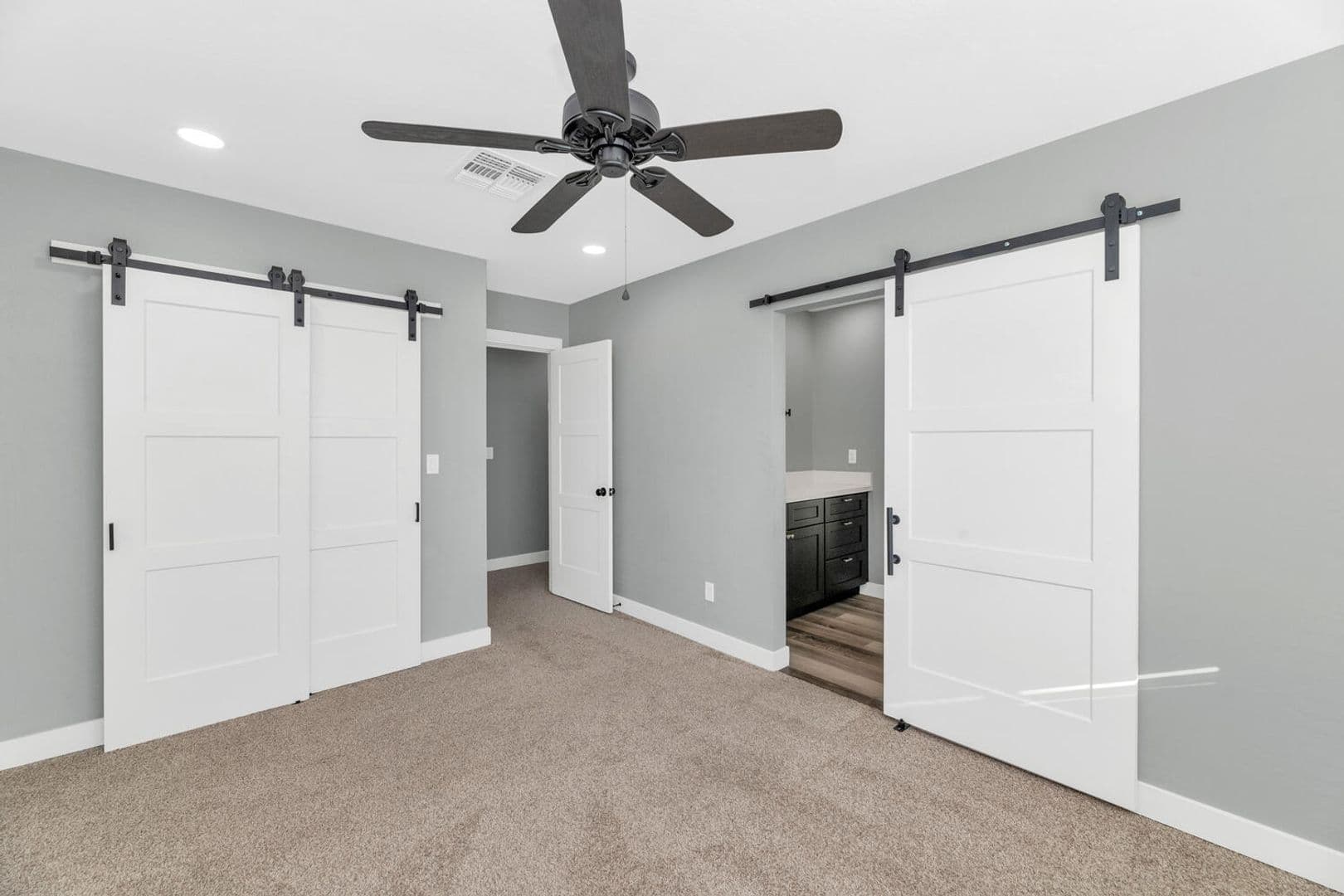 Phoenix House: 2509 E. Broadway Rd #4