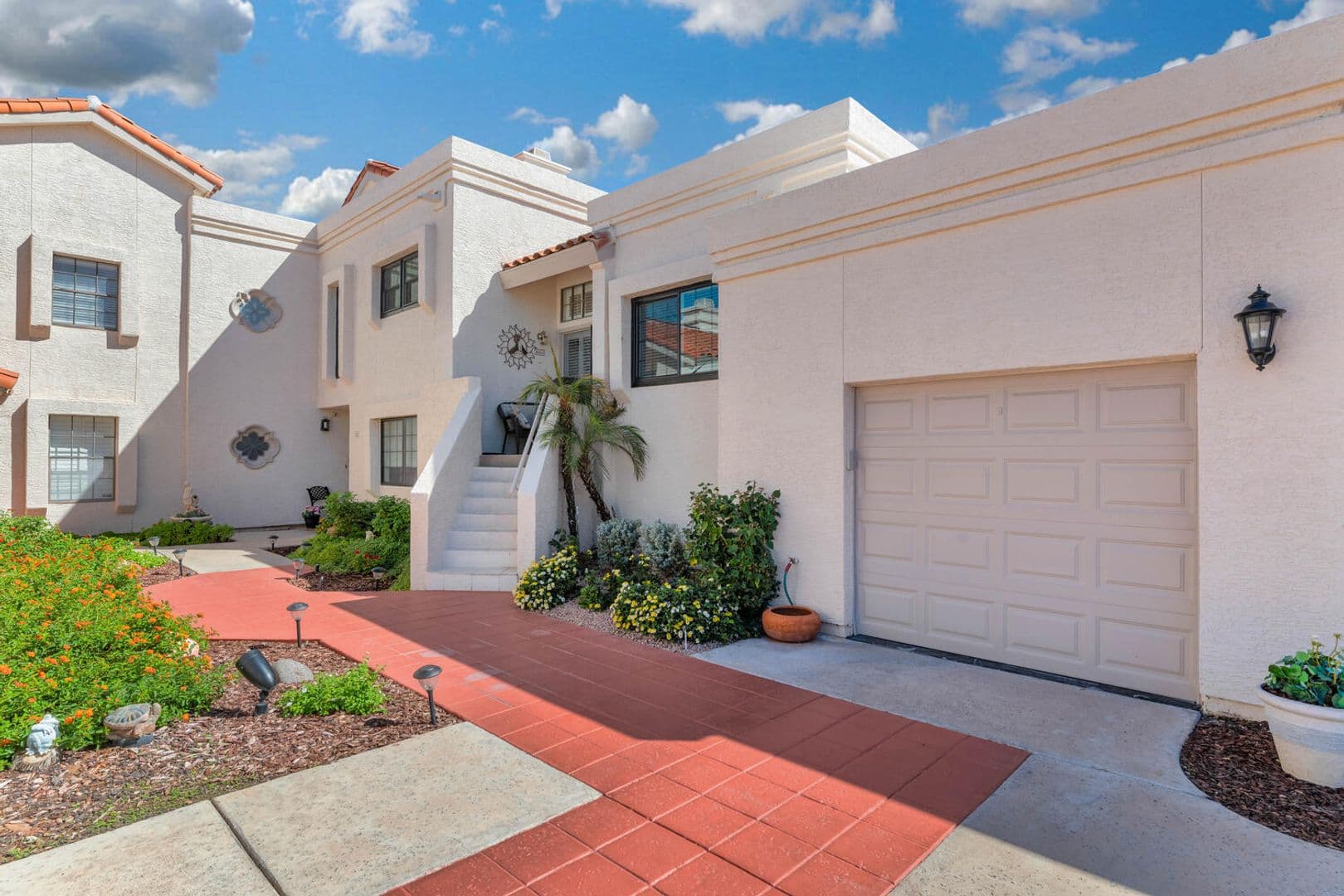 Scottsdale House: 7800 E. Lincoln Dr. #2023
