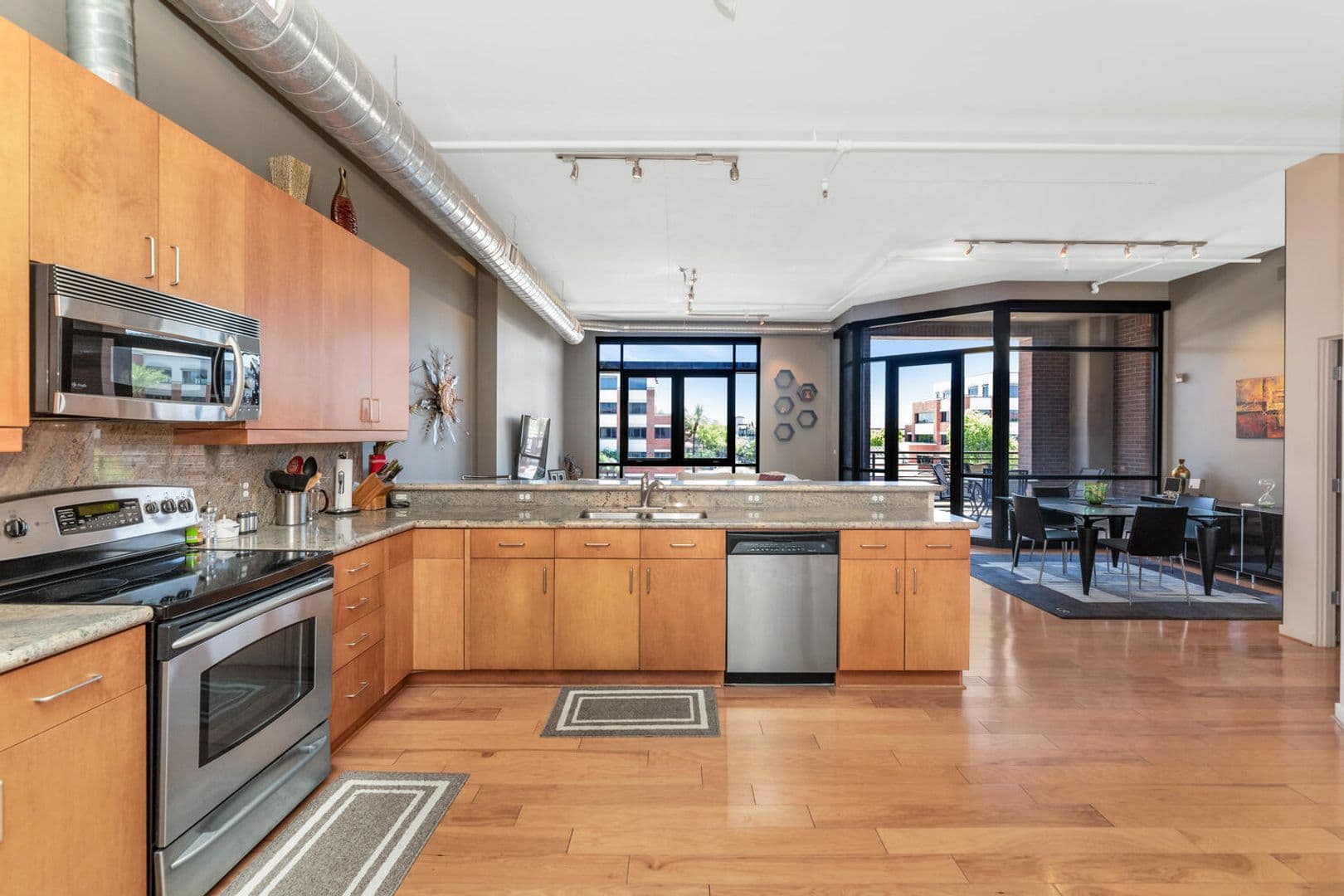 Scottsdale House: 7301 E. 3rd Ave #305