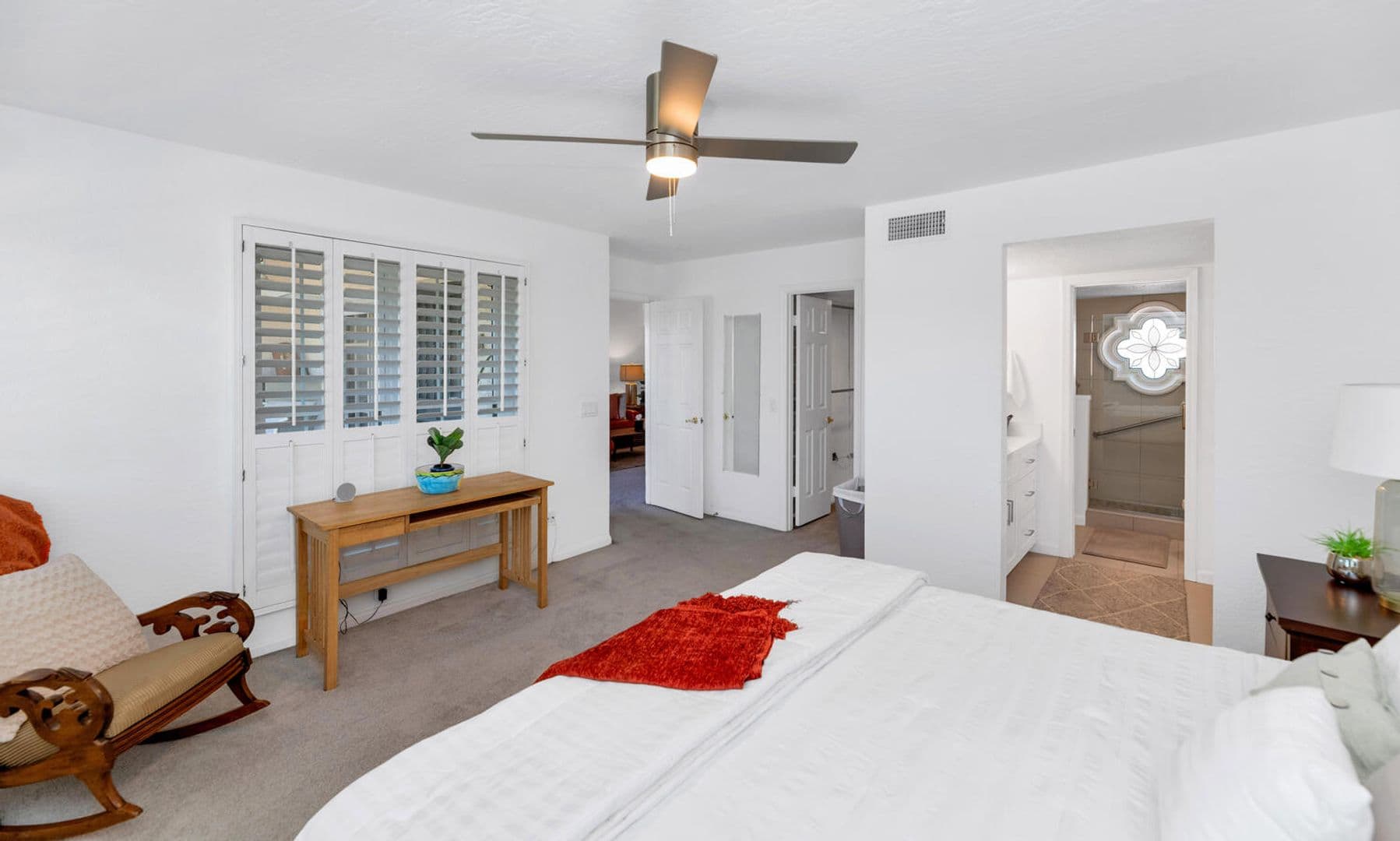 Scottsdale House: 7800 E. Lincoln Dr. #2023