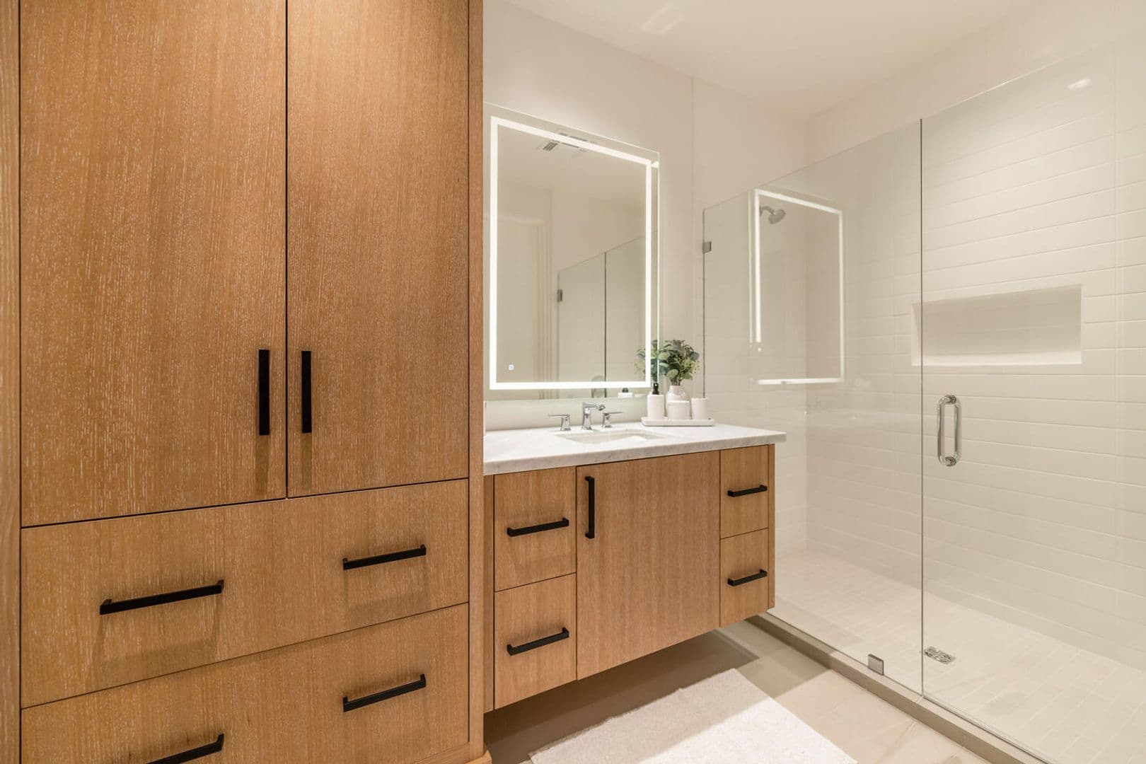 Scottsdale House: 6331 E Phoenician Blvd #1