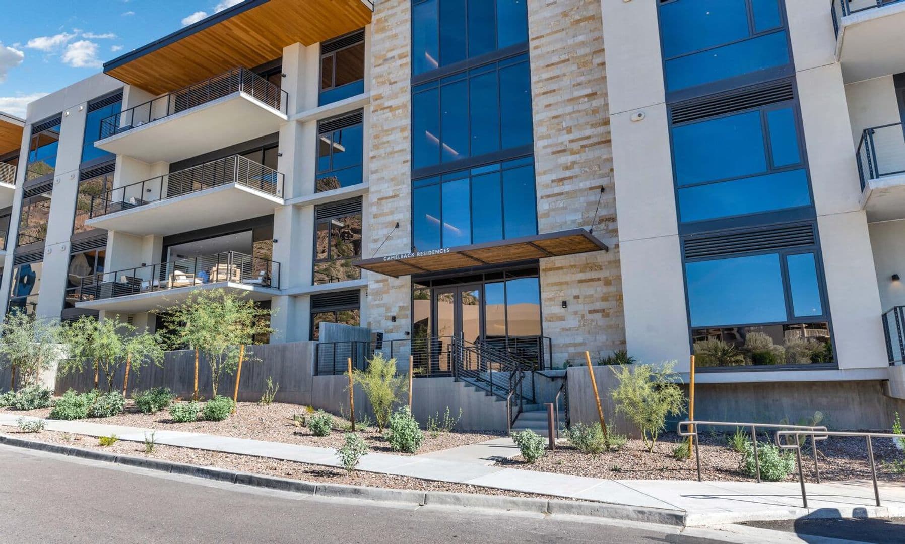 Scottsdale House: 4849 N Camelback Ridge Rd #B203