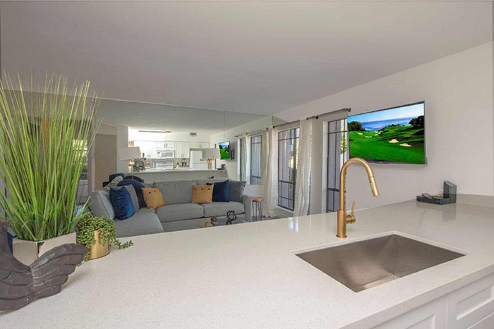 Phoenix House: 5209 N 24th St #103