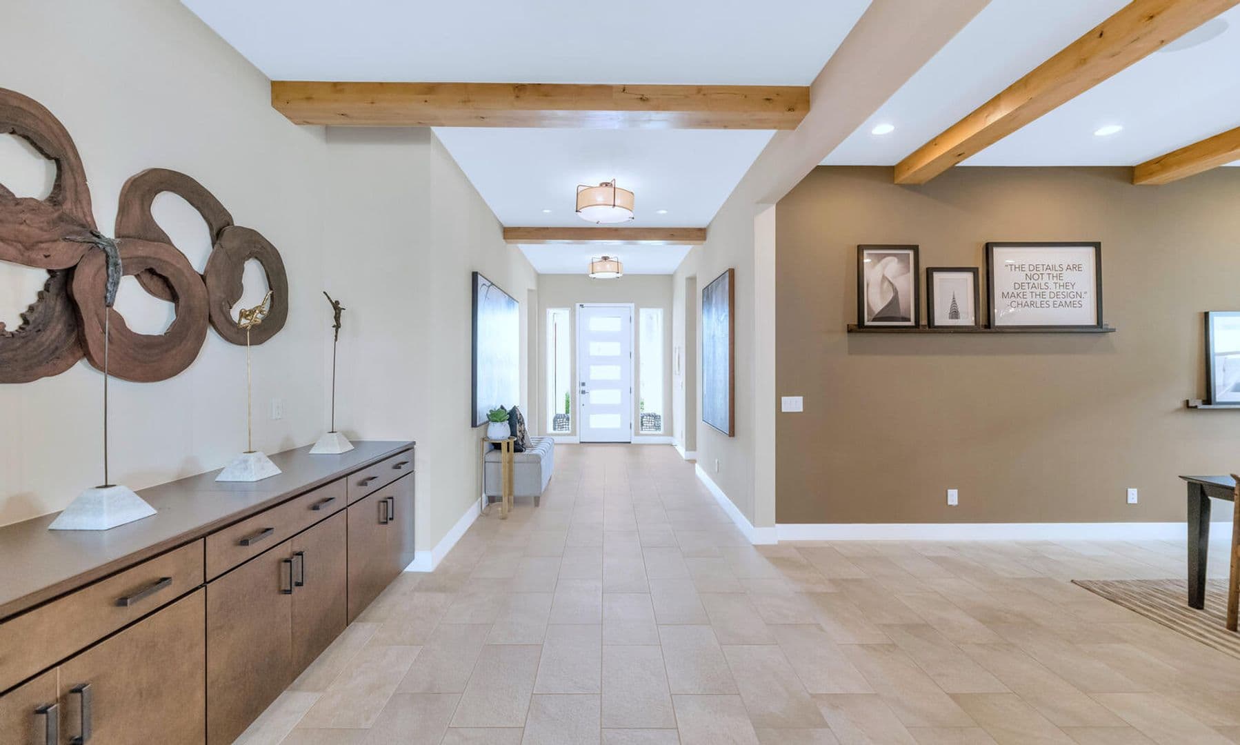 Mesa House: 10118 E Tesla Ave