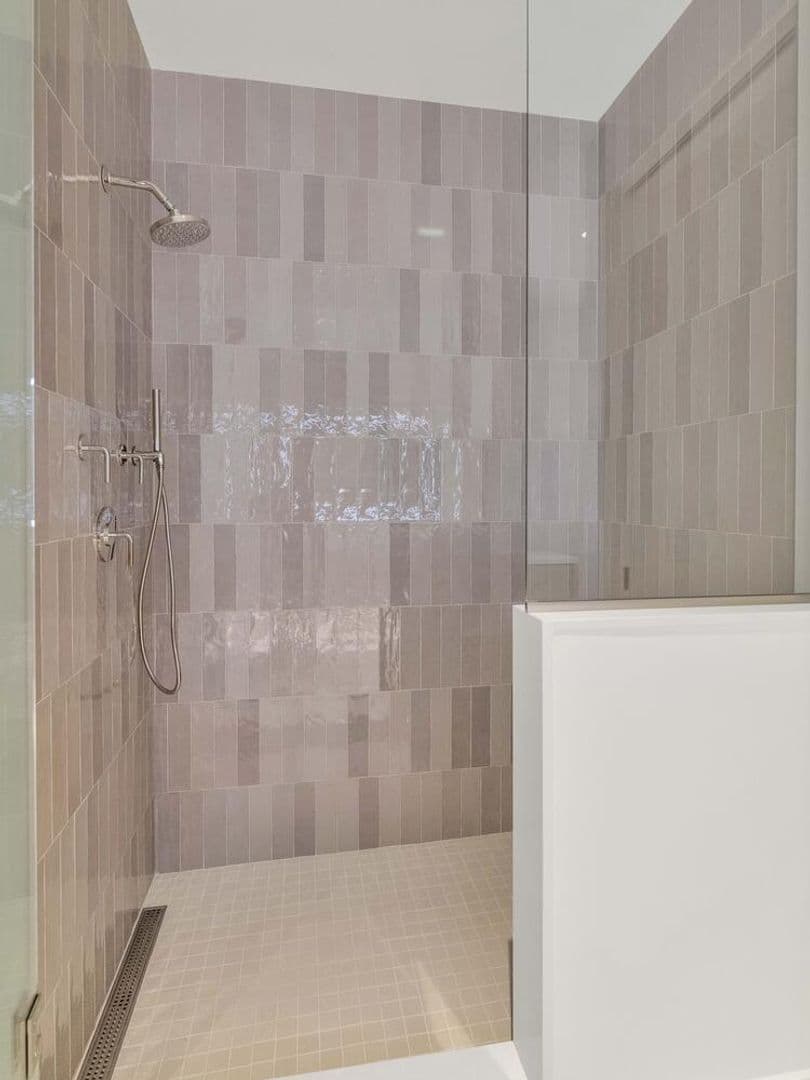 Scottsdale House: 4849 N Camelback Ridge Rd #B203