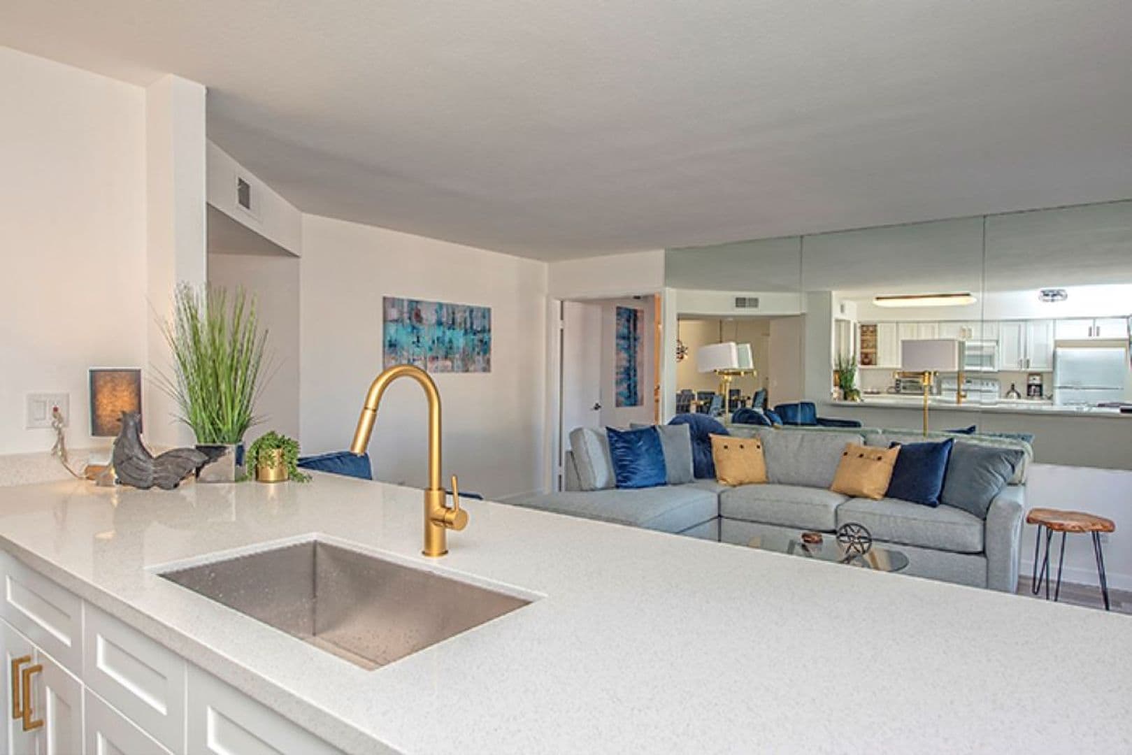 Phoenix House: 5209 N 24th St #103