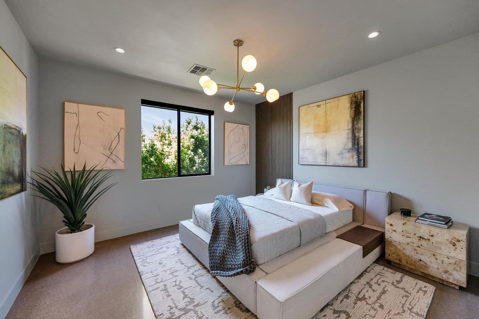 Phoenix House: 75 E. Griswold Rd
