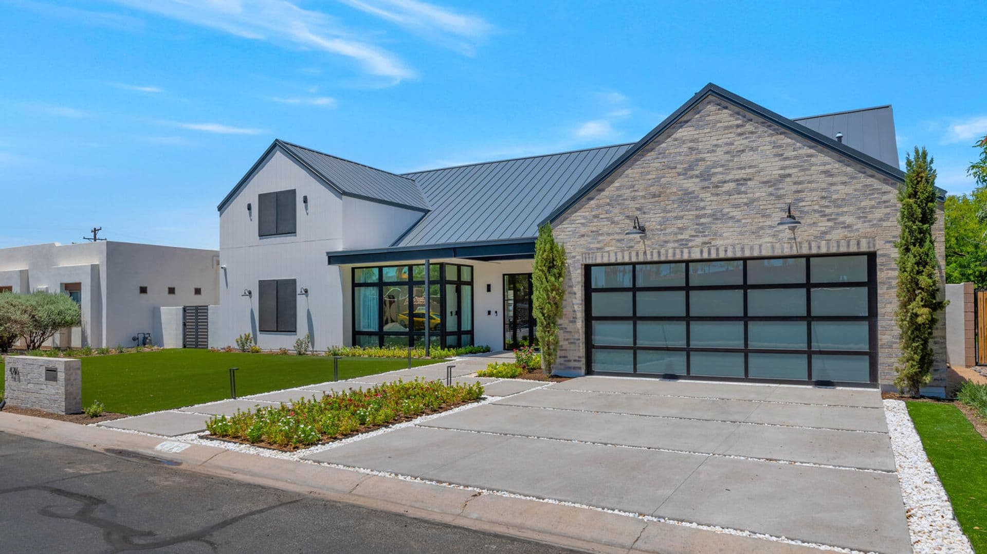 Phoenix House: 4216 E Hazelwood St