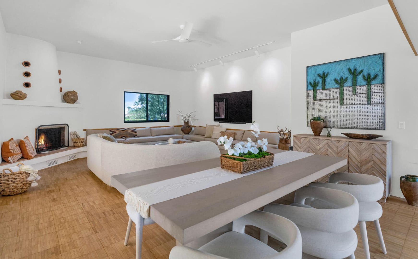 Scottsdale House: 9447 E. Calle De Valle Dr.