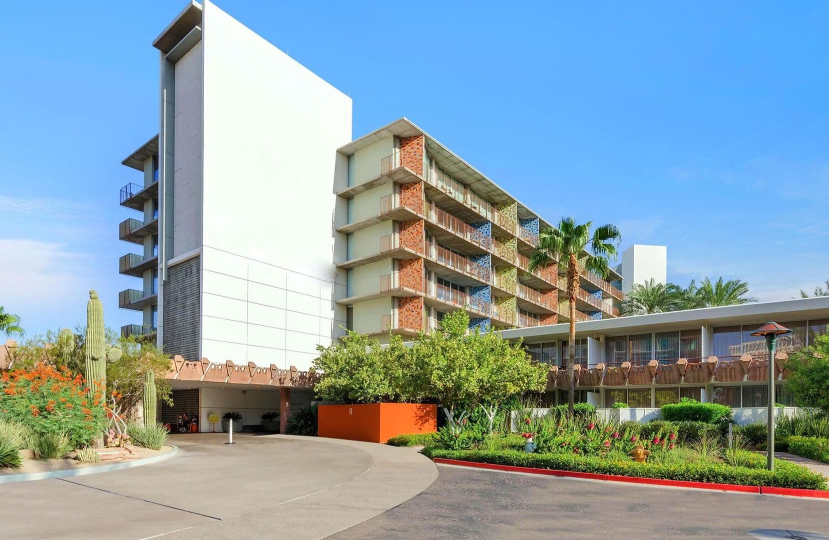 Scottsdale House: 6850 E Main St #7703