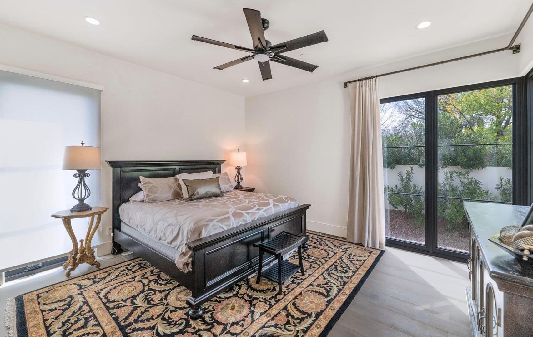 Paradise Valley House: 5353 E Sanna St