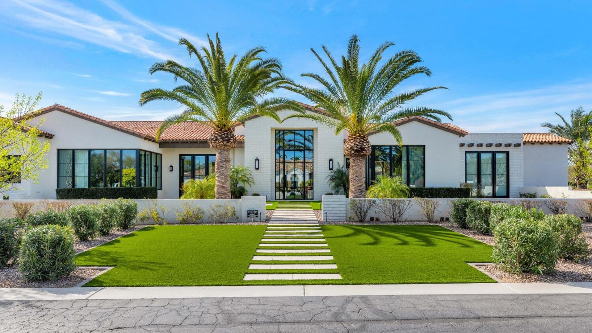 Paradise Valley House: 5353 E Sanna St
