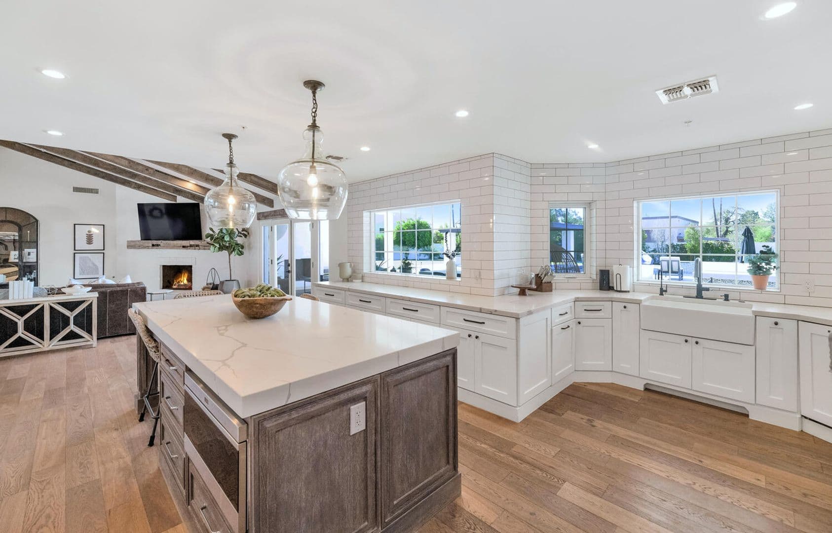 Scottsdale House: 8313 E. Carol Way