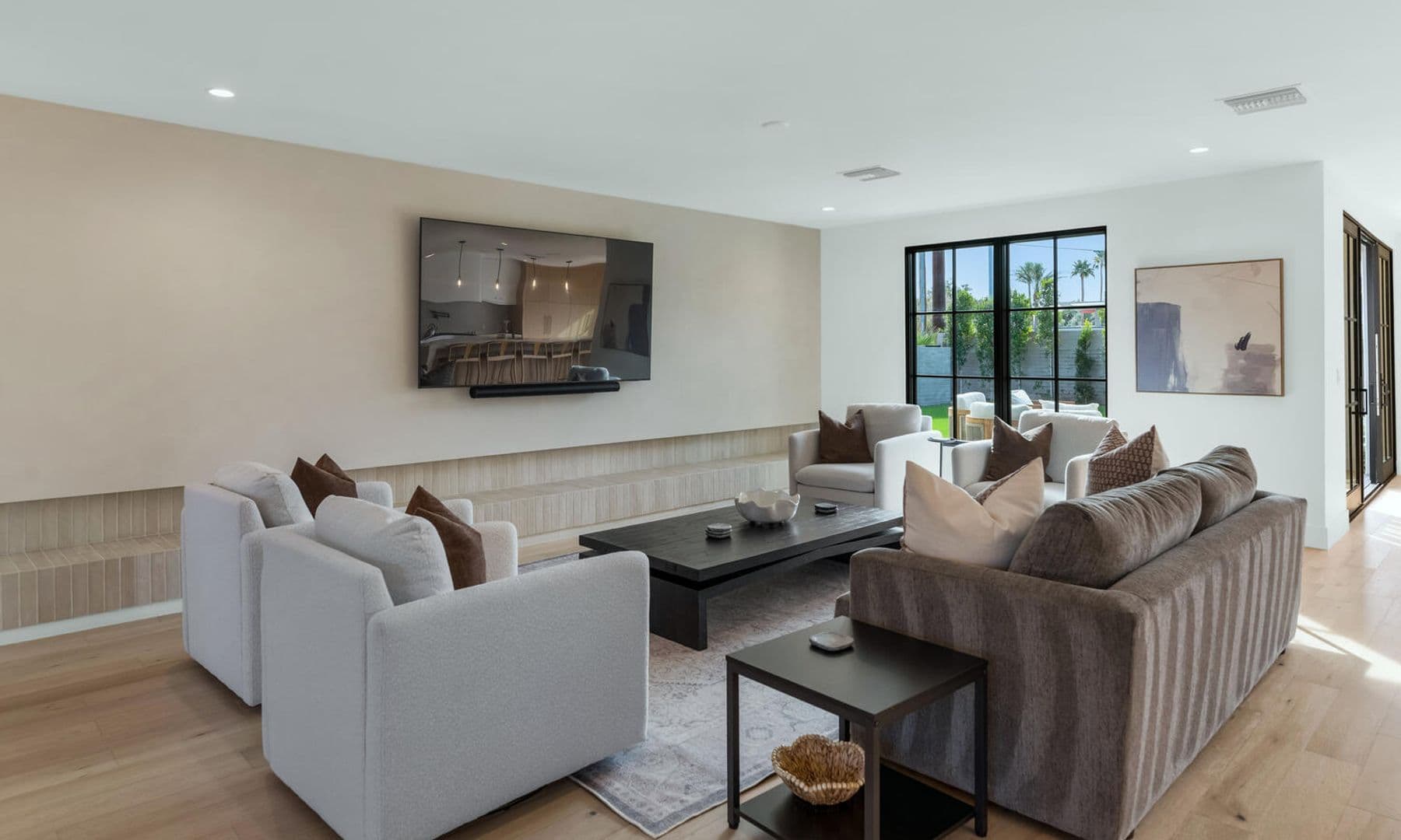 Scottsdale House: 6039 E. Calle Camelia