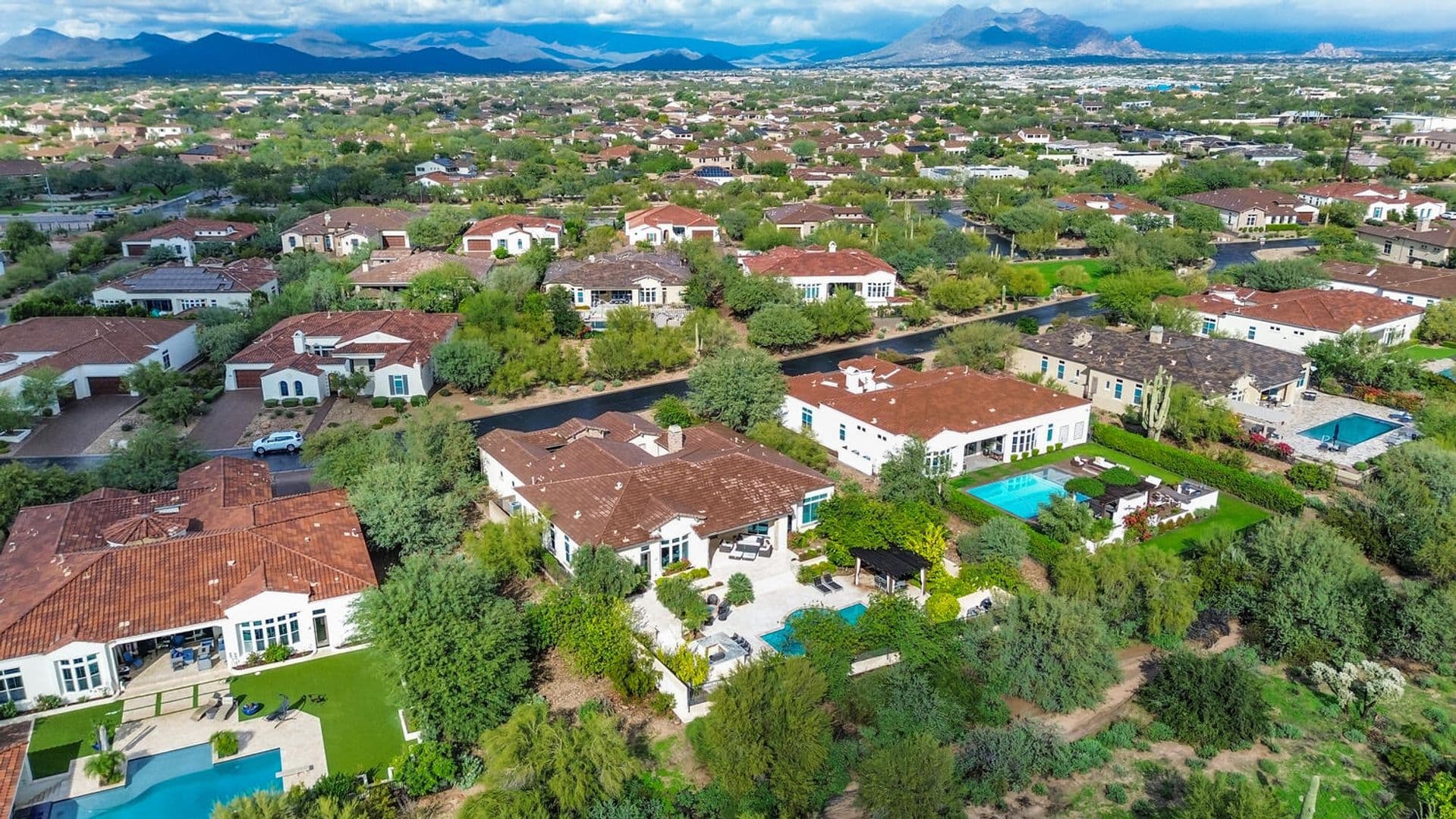 Cave Creek House: 5413 E. Juniper Canyon Dr.