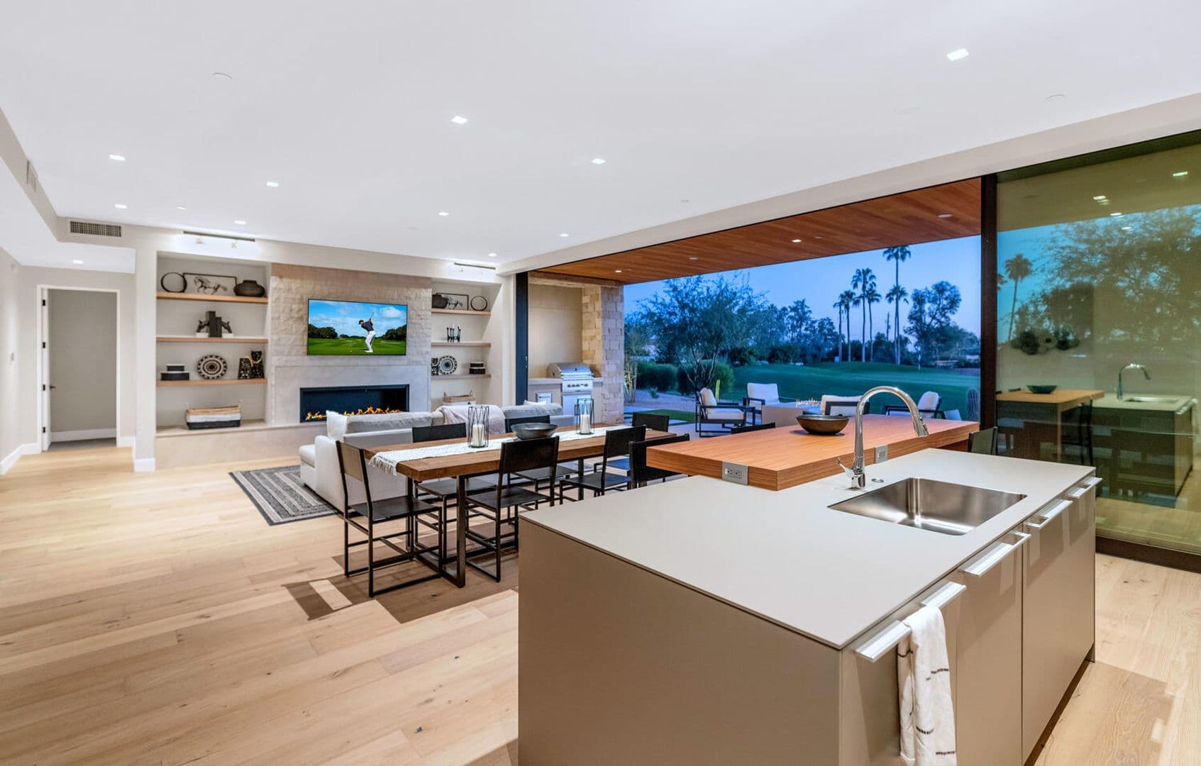 Scottsdale House: 6331 E Phoenician Blvd #1