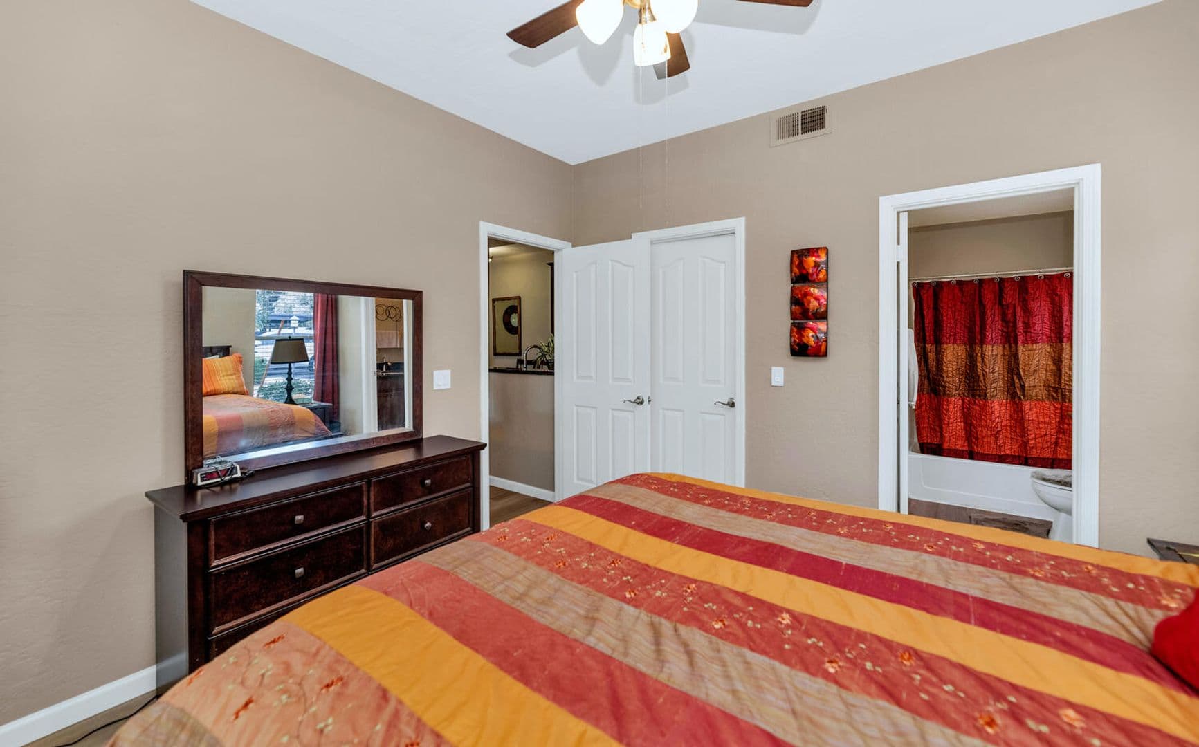 Scottsdale House: 14145 N. 92nd St #1083