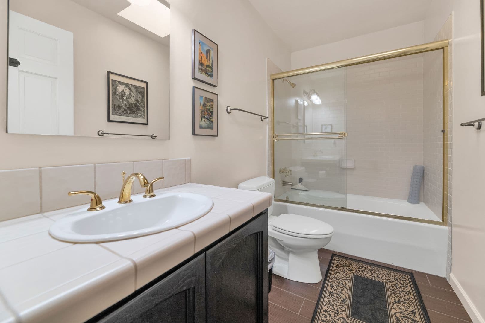 Phoenix House: 2626 E Arizona Biltmore Circle 32