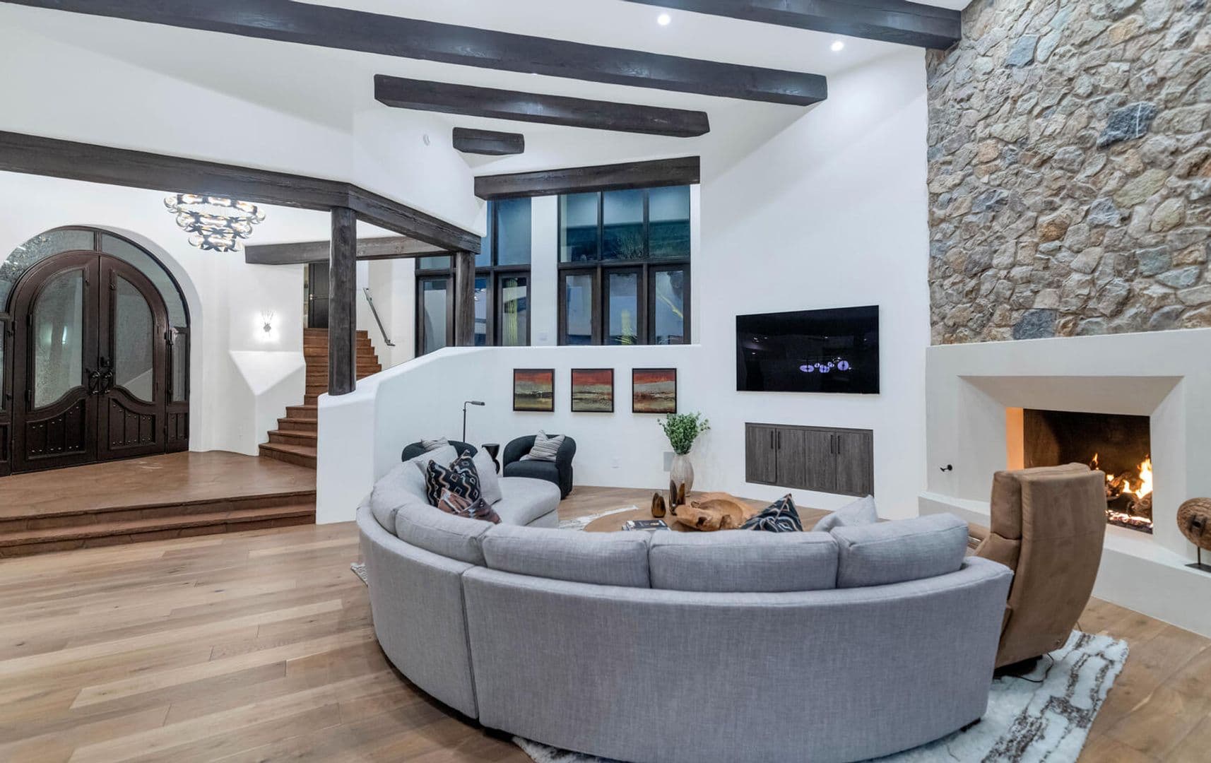 Paradise Valley House: 5810 E Cholla Ln