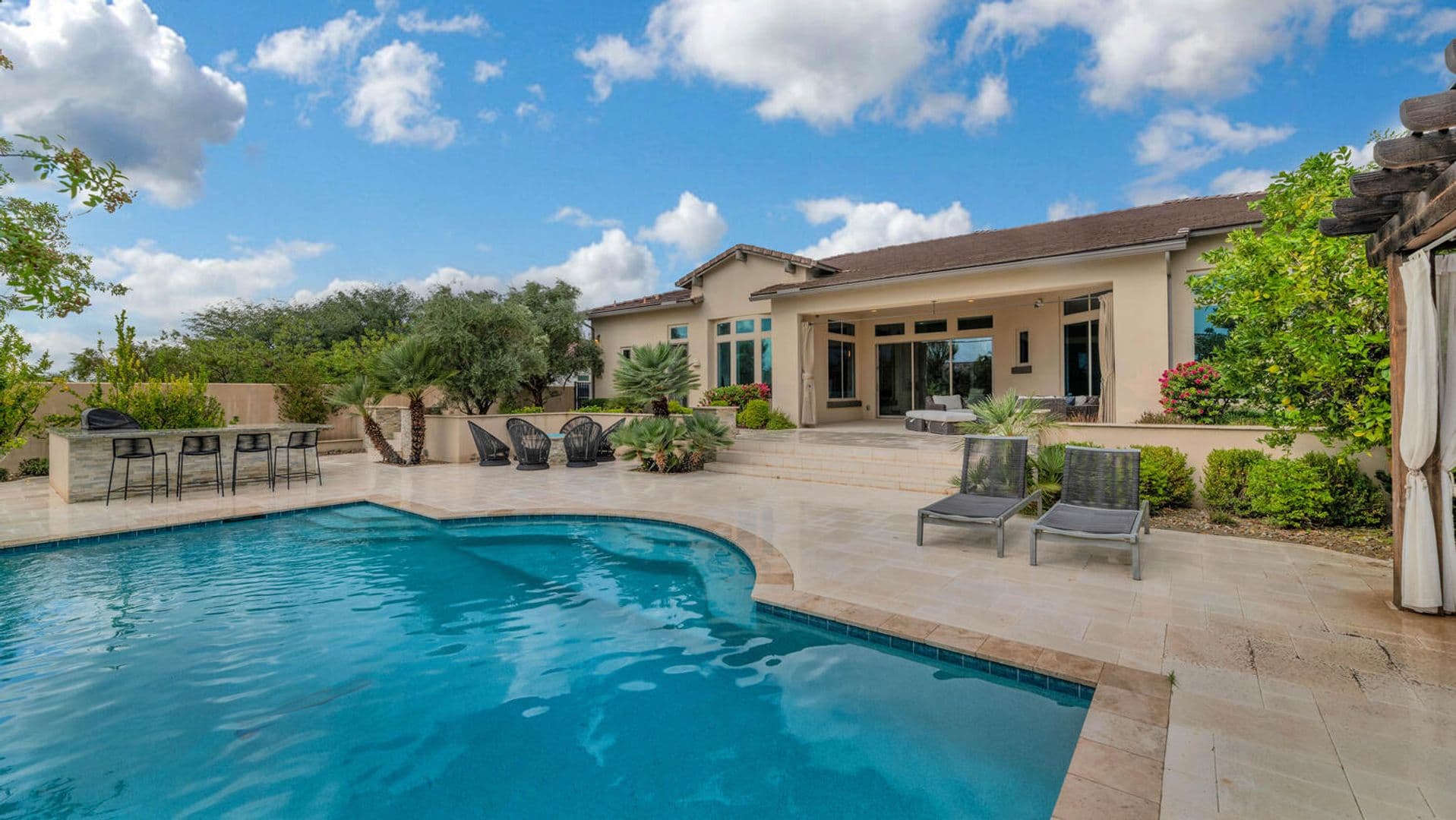 Cave Creek House: 5413 E. Juniper Canyon Dr.