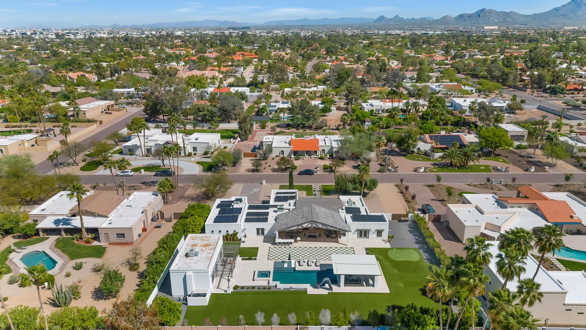 Scottsdale House: 8313 E. Carol Way
