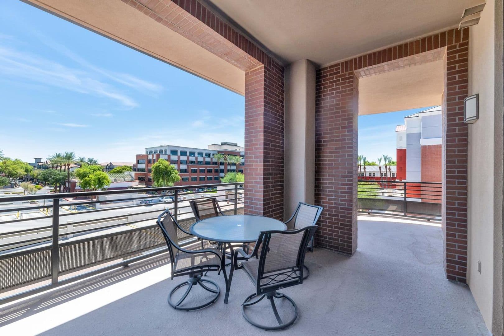 Scottsdale House: 7301 E. 3rd Ave #305