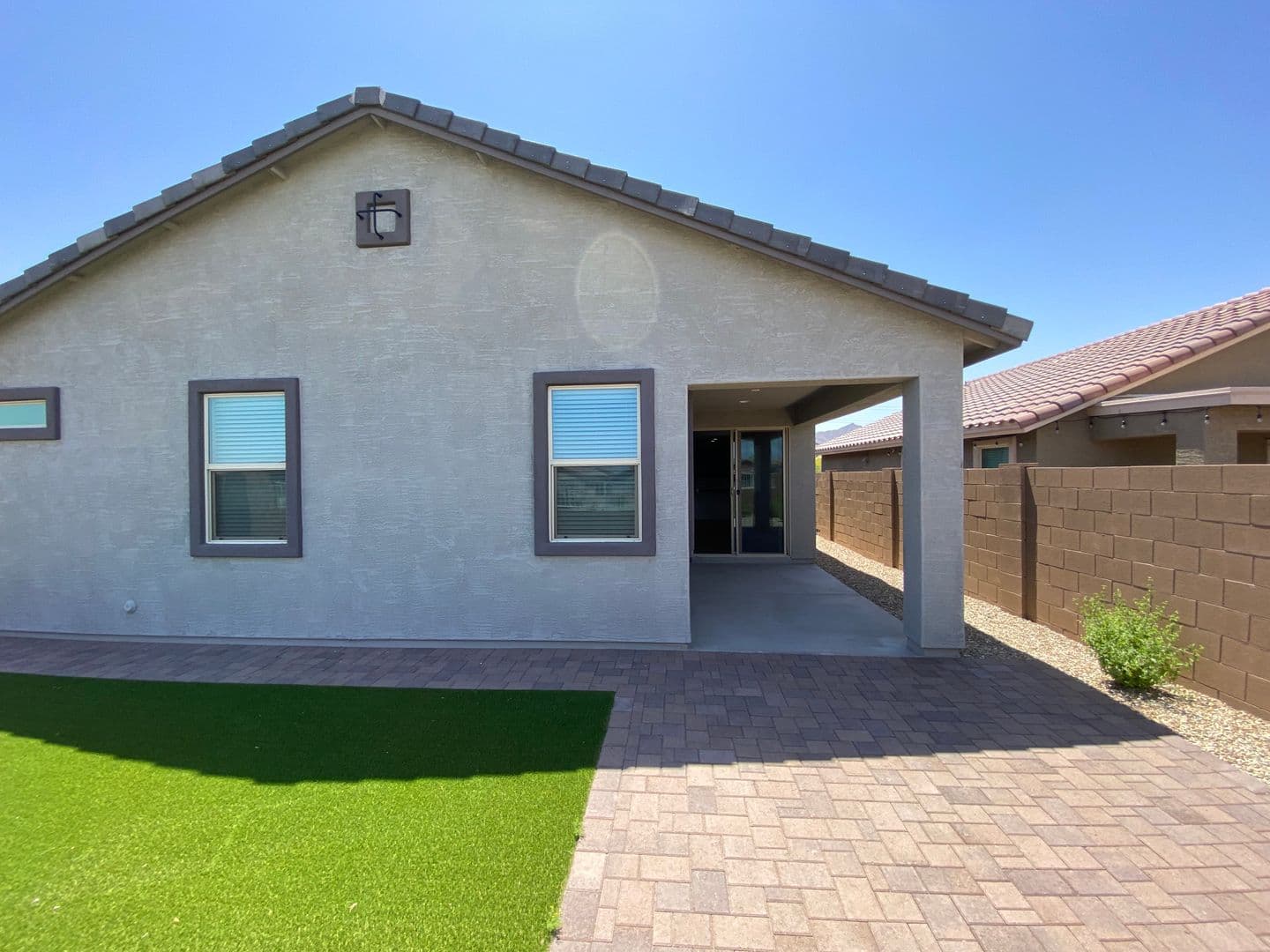Phoenix House: 2216 W. Dunbar Dr