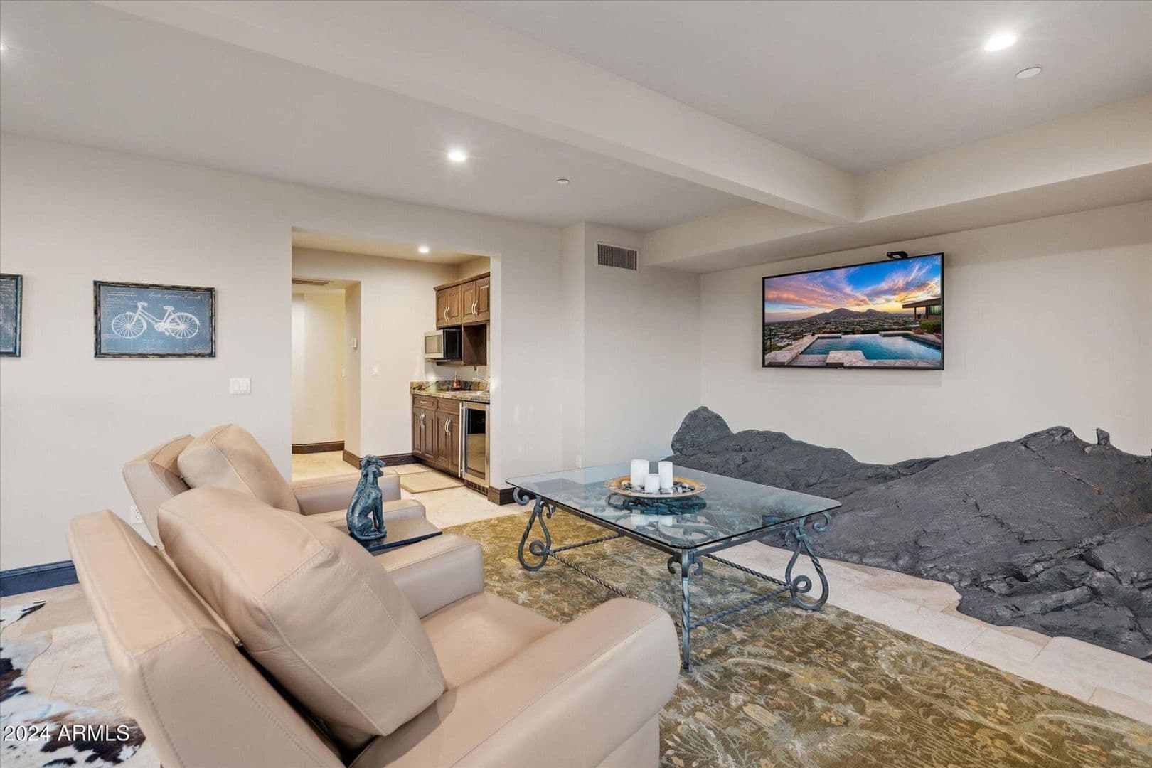 Paradise Valley House: 5800 E. Glen Dr