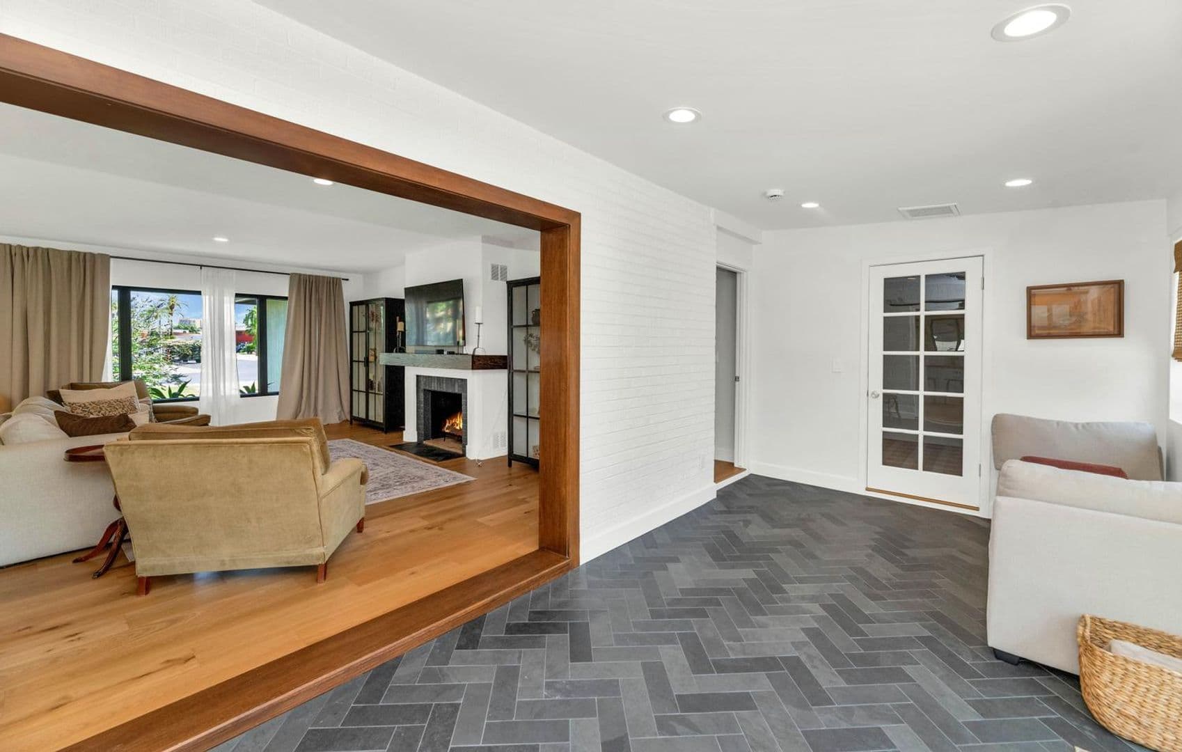 Tempe House: 103 W. Palmcroft Dr