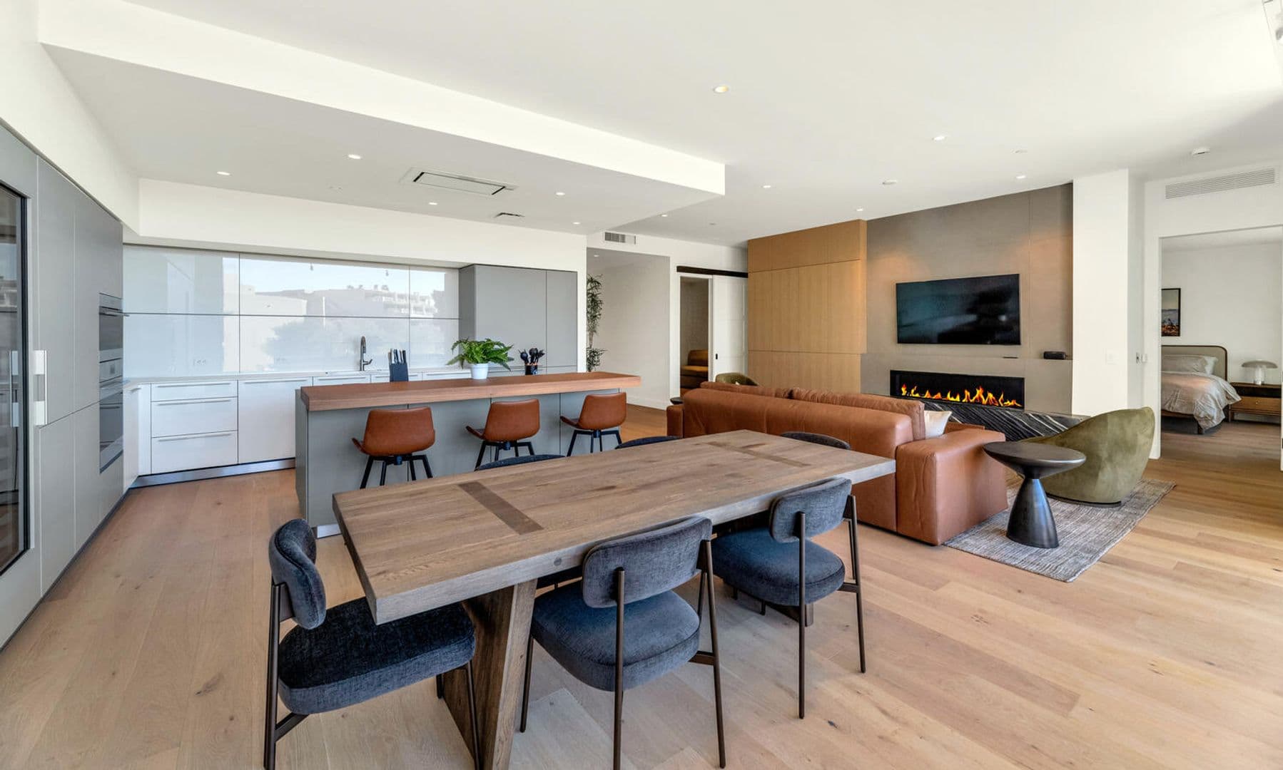 Scottsdale House: 4849 N Camelback Ridge Rd #B203