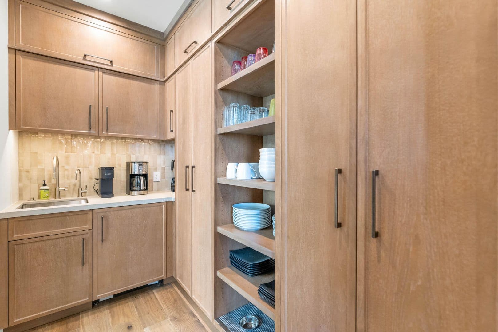 Paradise Valley House: 5810 E Cholla Ln