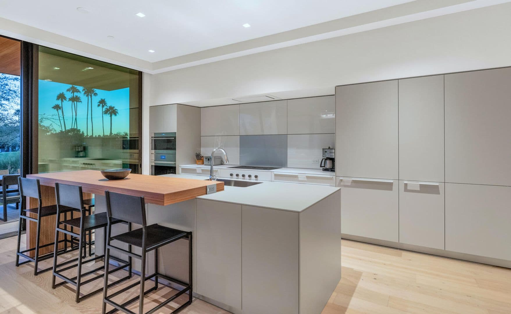 Scottsdale House: 6331 E Phoenician Blvd #1