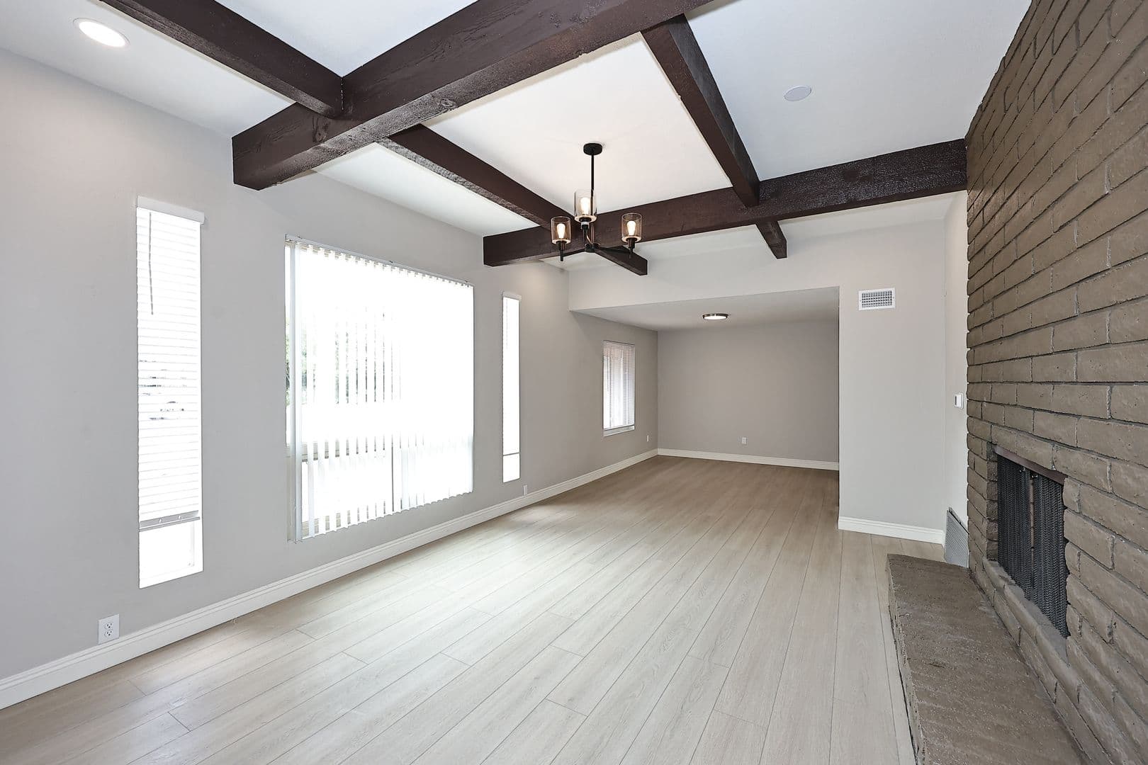 Tempe House: 2131 E. Geneva Dr