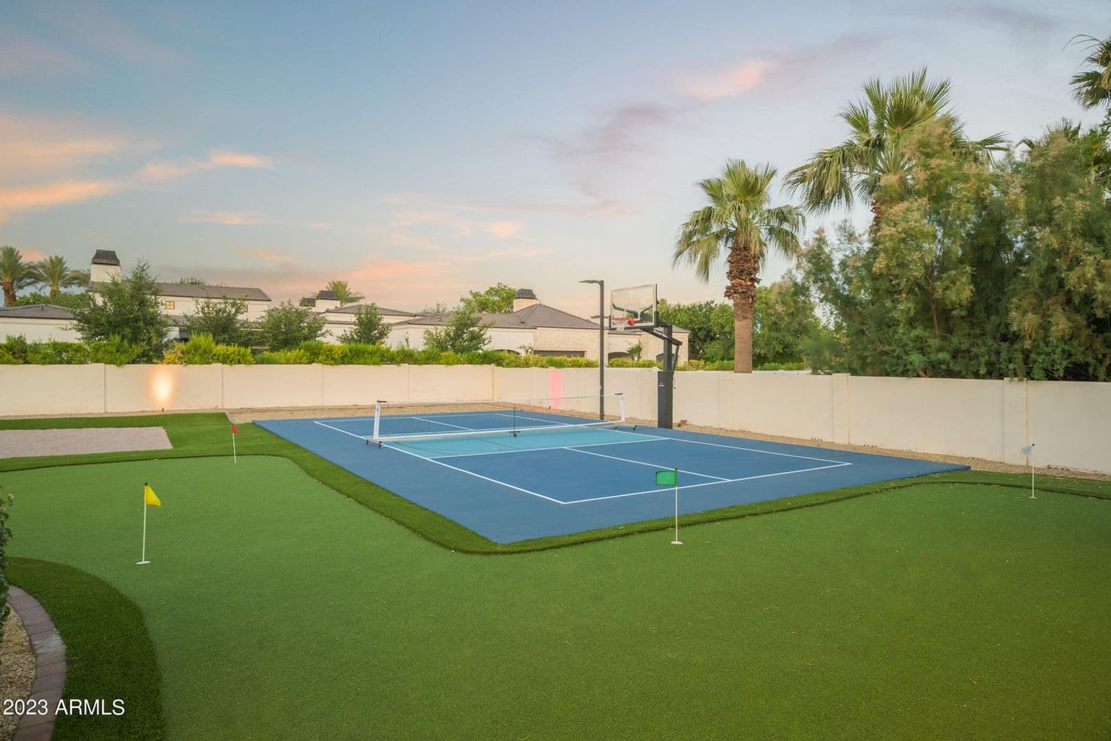 Paradise Valley House: 9215 N. Invergordon Rd