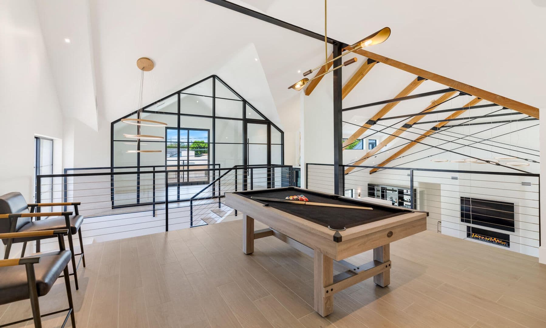 Phoenix House: 4216 E Hazelwood St