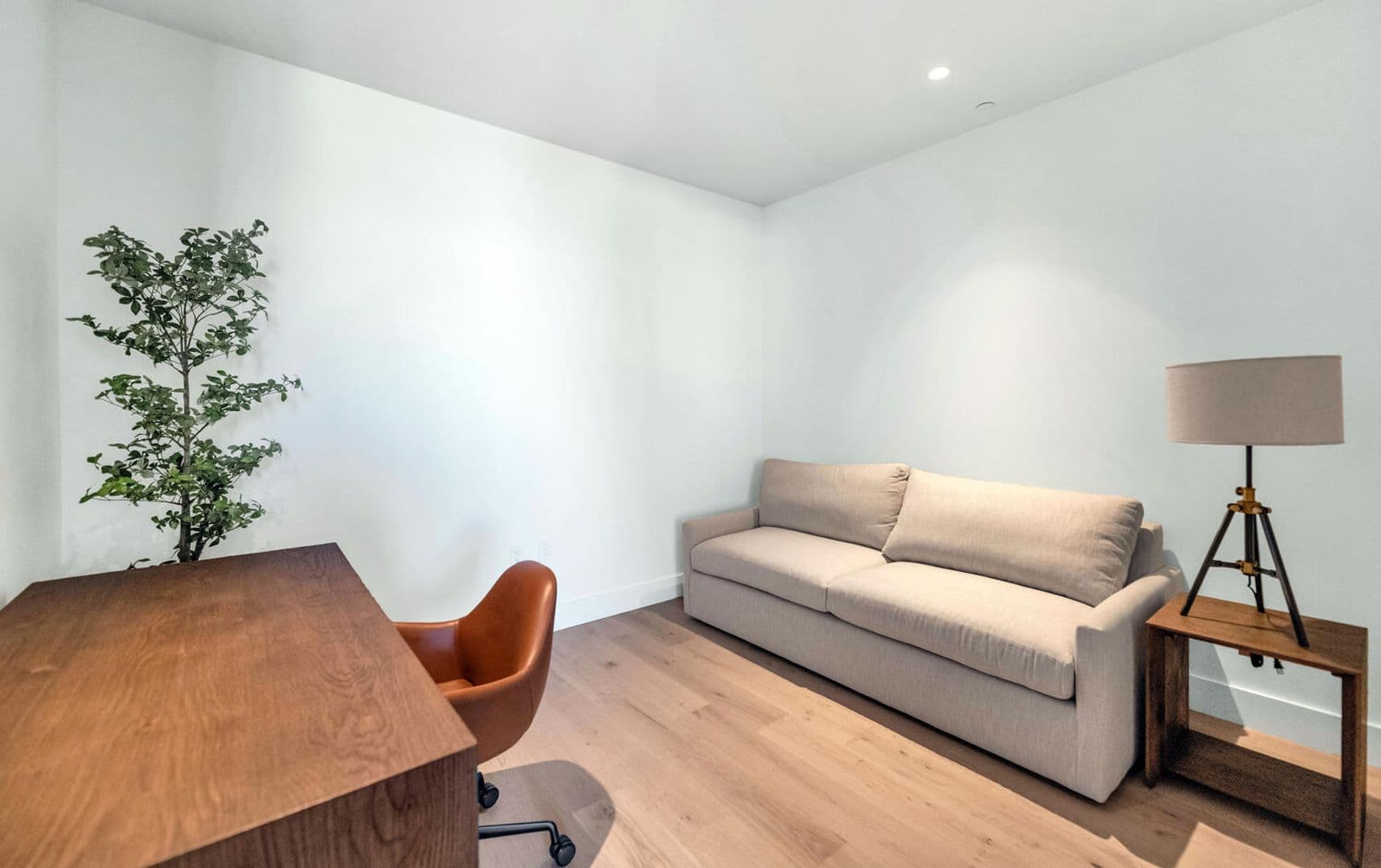 Scottsdale House: 4849 N Camelback Ridge Rd #B203