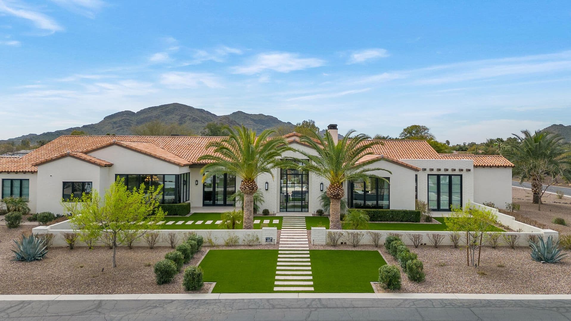 Paradise Valley House: 5353 E Sanna St