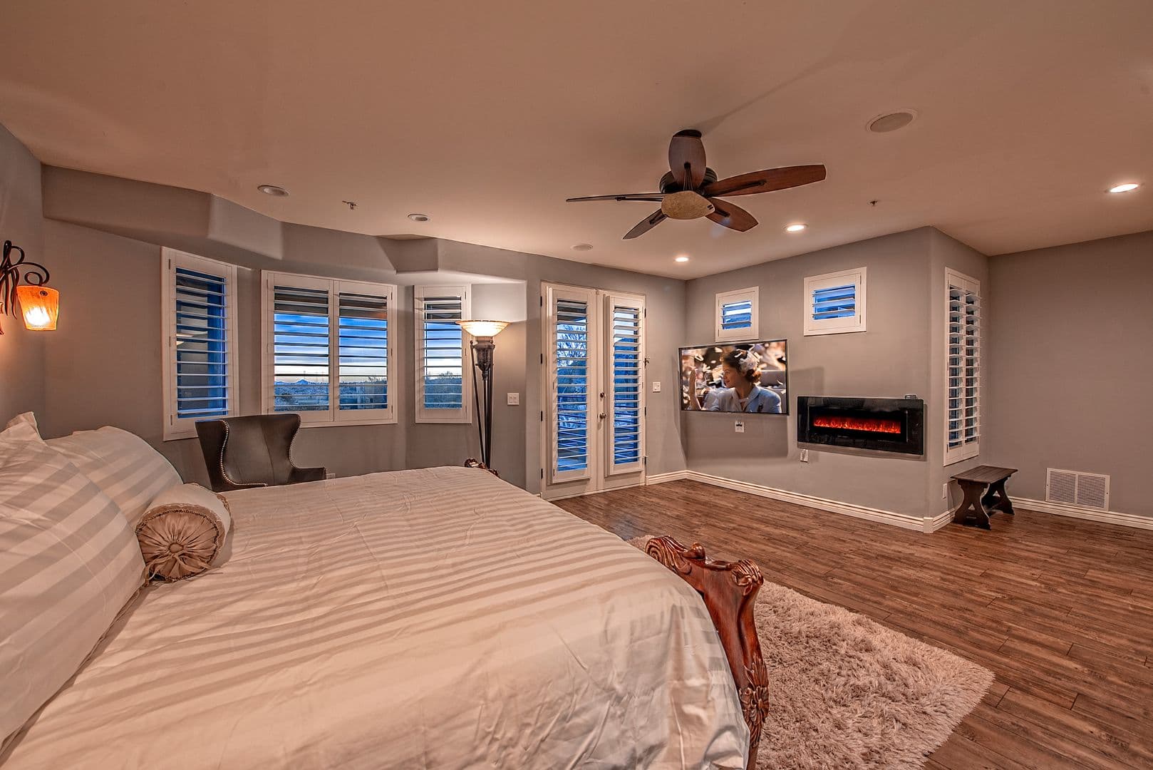 Scottsdale House: 12494 N 116th St