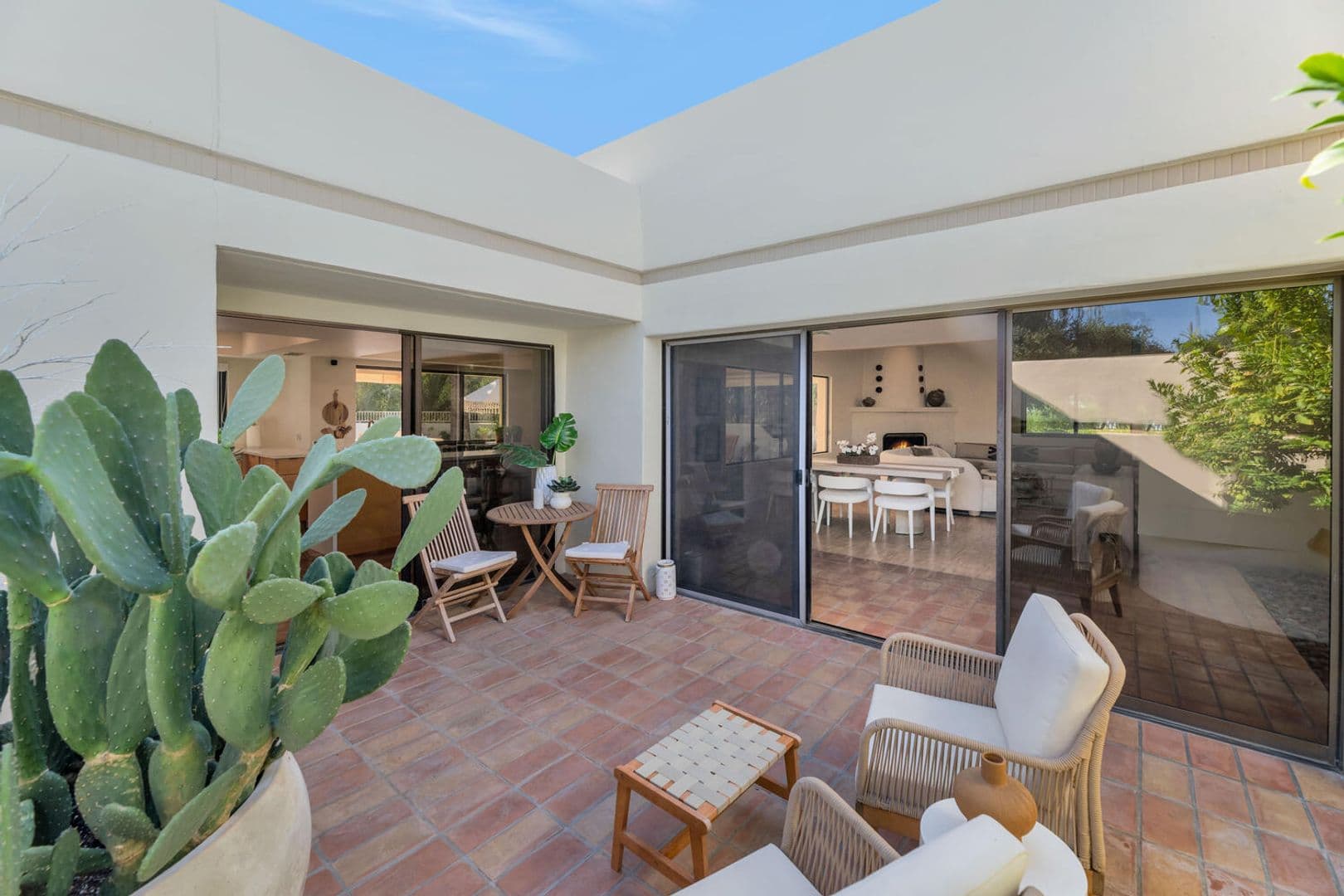 Scottsdale House: 9447 E. Calle De Valle Dr.