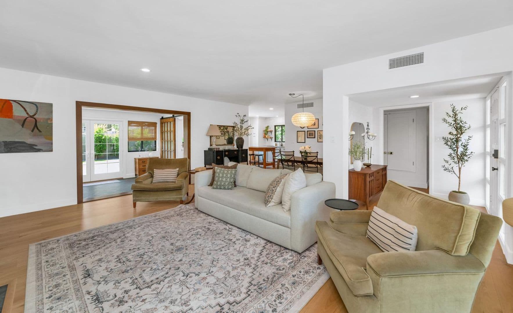 Tempe House: 103 W. Palmcroft Dr