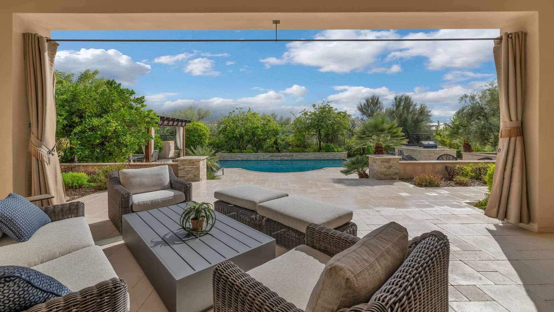 Cave Creek House: 5413 E. Juniper Canyon Dr.