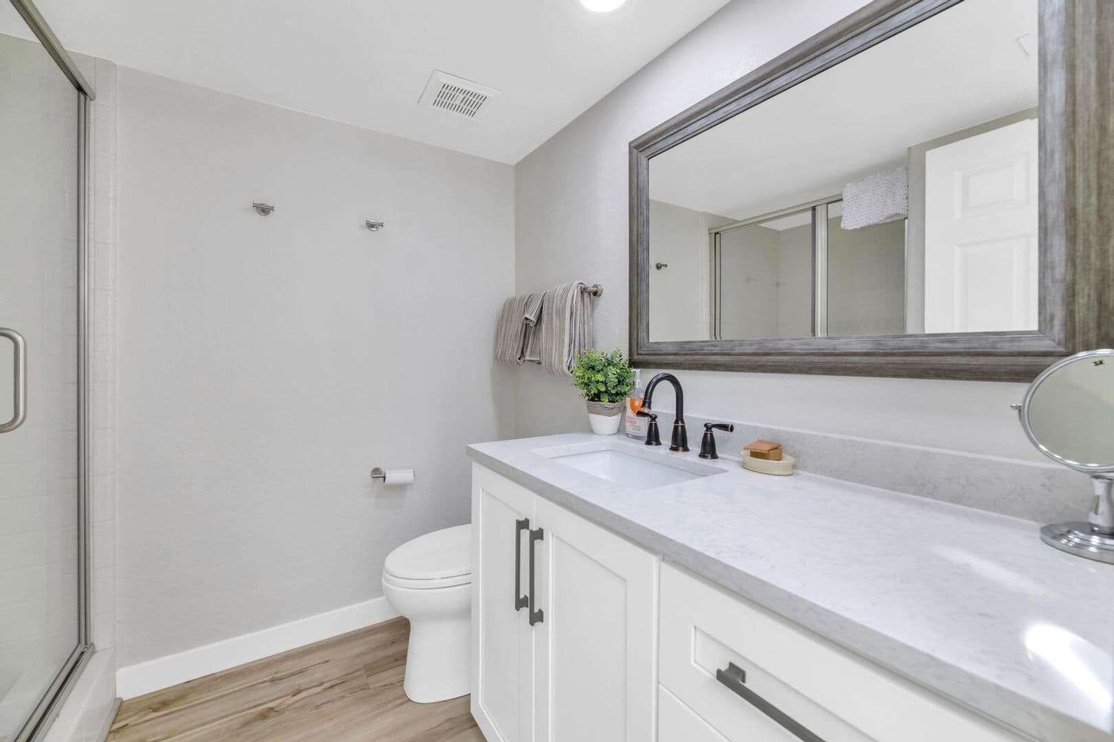 Phoenix House: 3037 E. Rose Lane