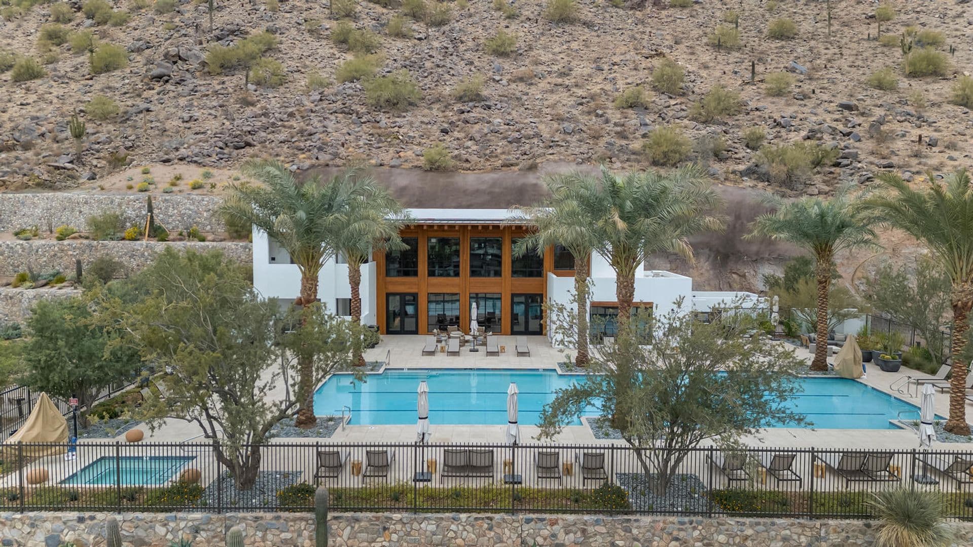 Scottsdale House: 5000 N Camelback Ridge Rd #407