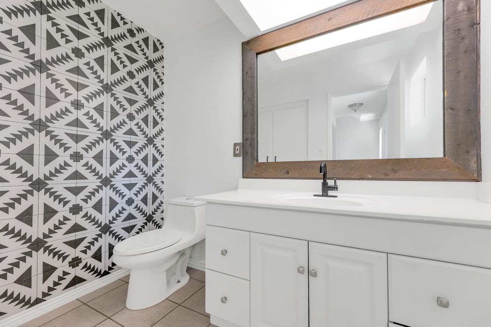 Phoenix House: 6030 N. 15th St